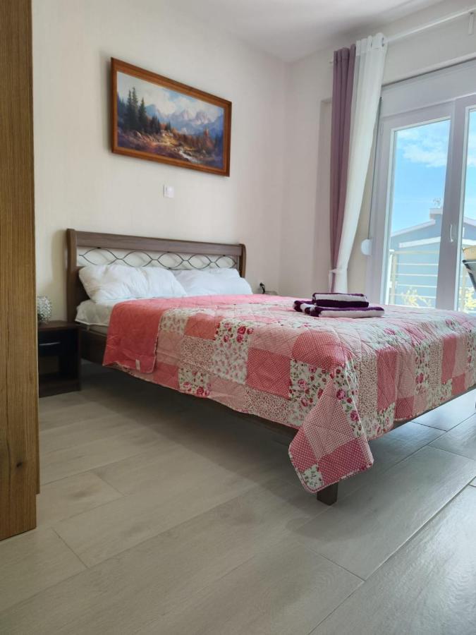 Lilli Deluxe Apartment Нікіті Екстер'єр фото