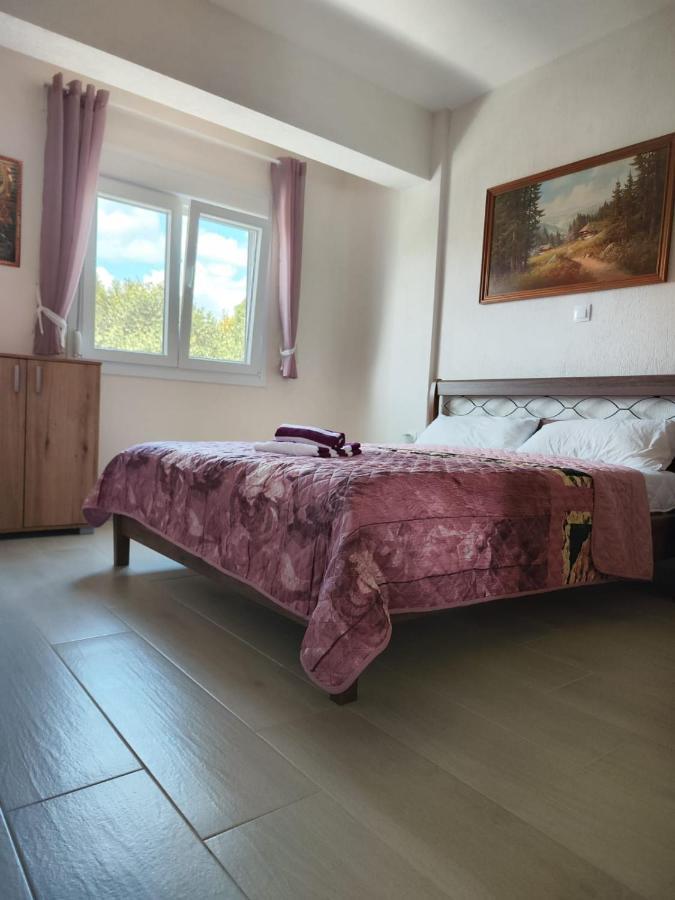 Lilli Deluxe Apartment Нікіті Екстер'єр фото